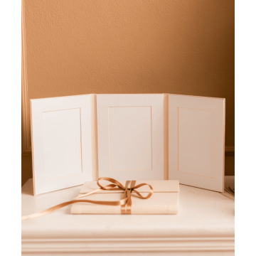 Fólio Triplo com Fita